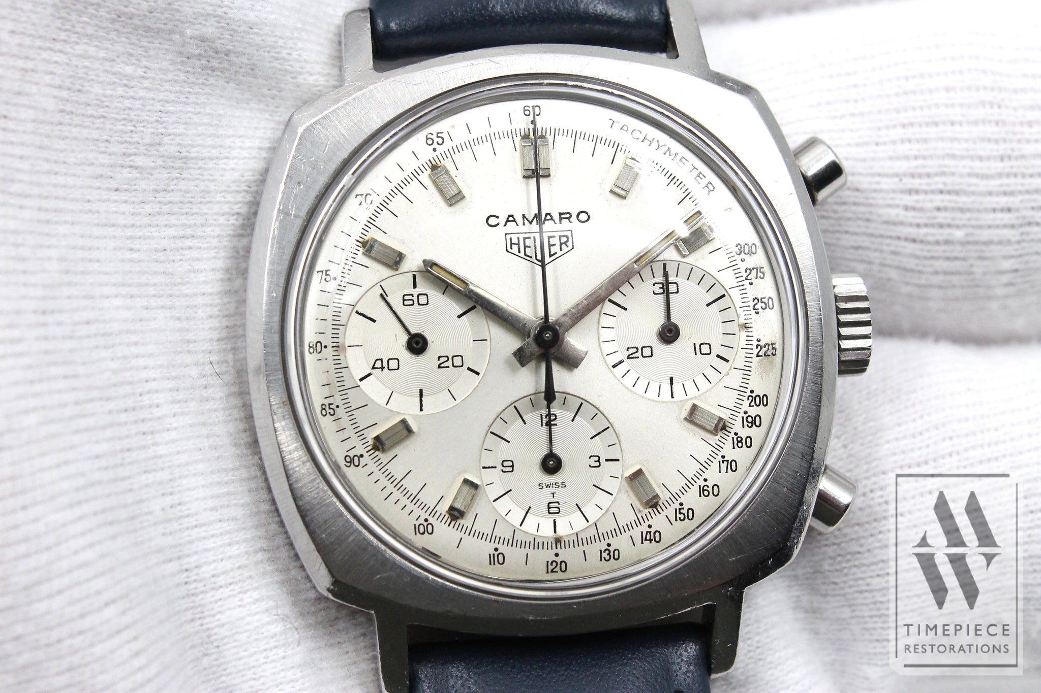 Heuer Camaro 7220 Vintage Chronograph Wristwatch Valjoux Cal. 72