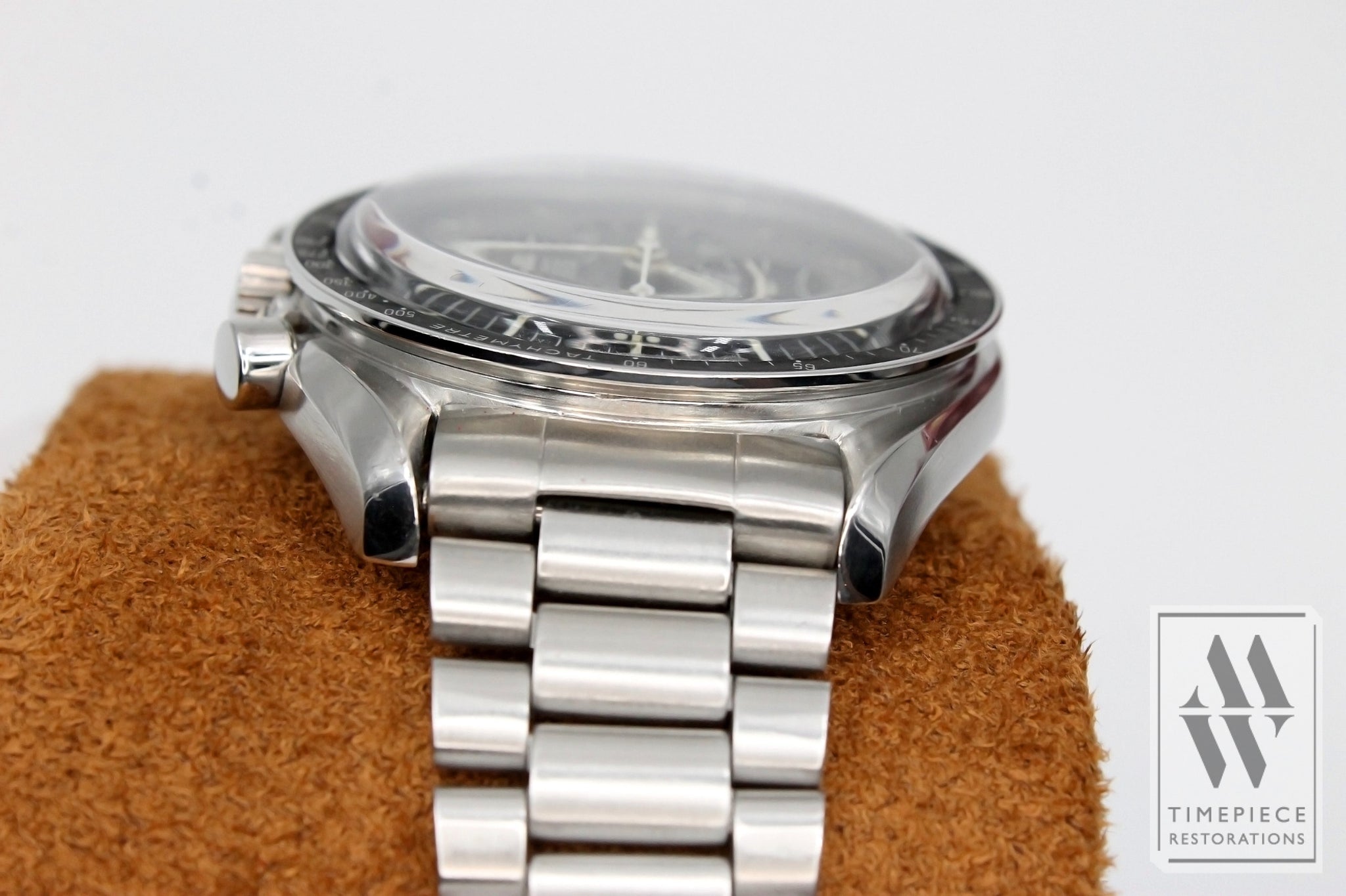 Omega speedmaster outlet transitional